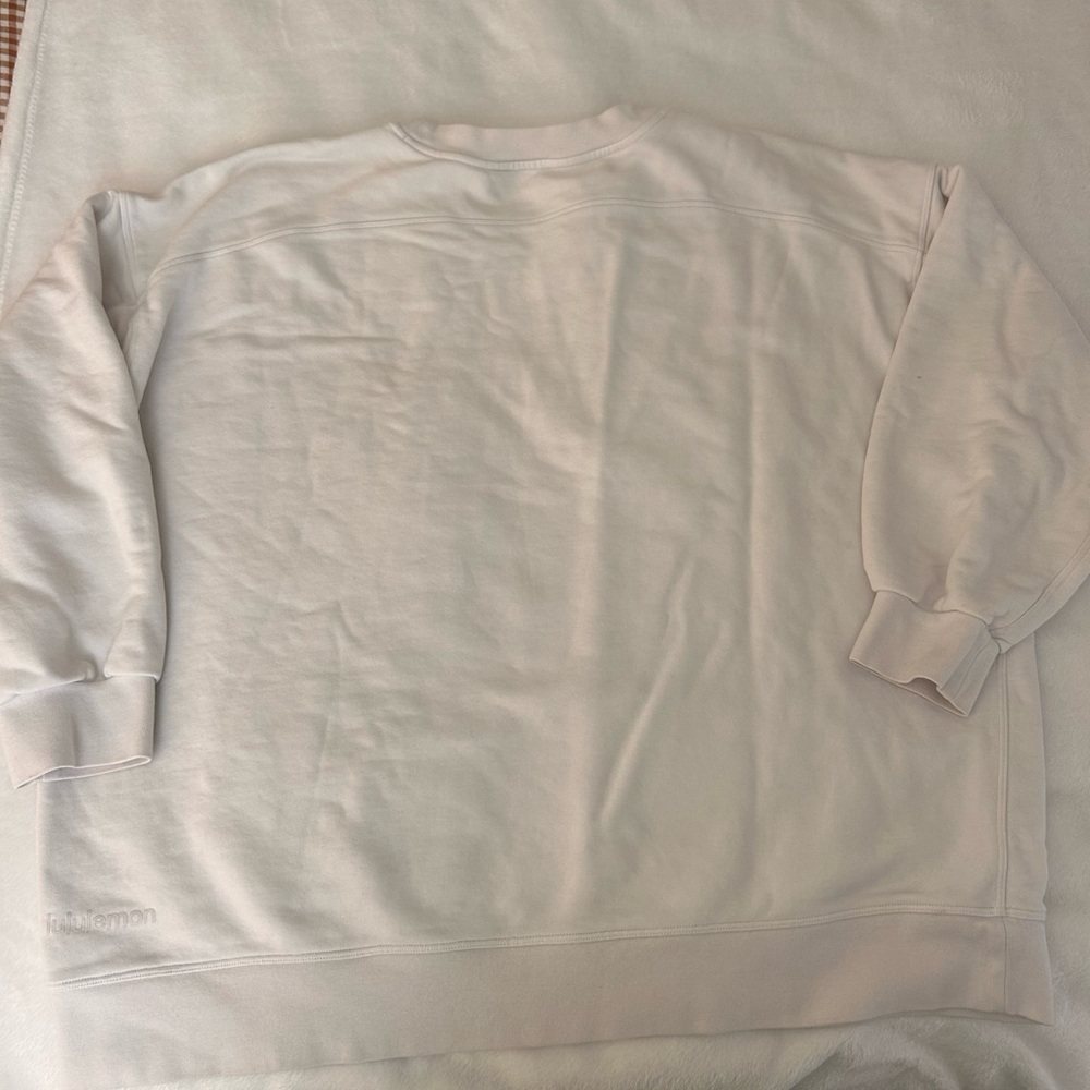 Lululemon CrewNeck - Picture 2 of 3